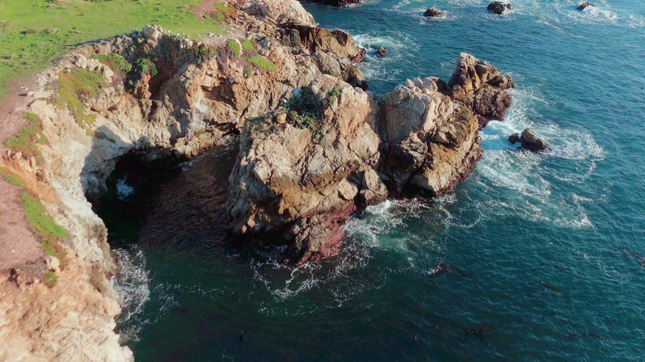 Monterey Regional Airport to MRY