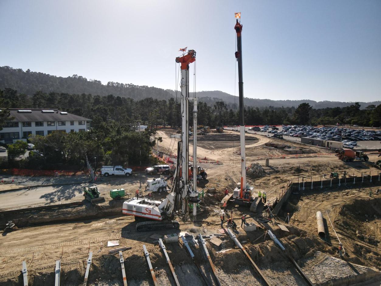 Piling  Rig and Construction Crane